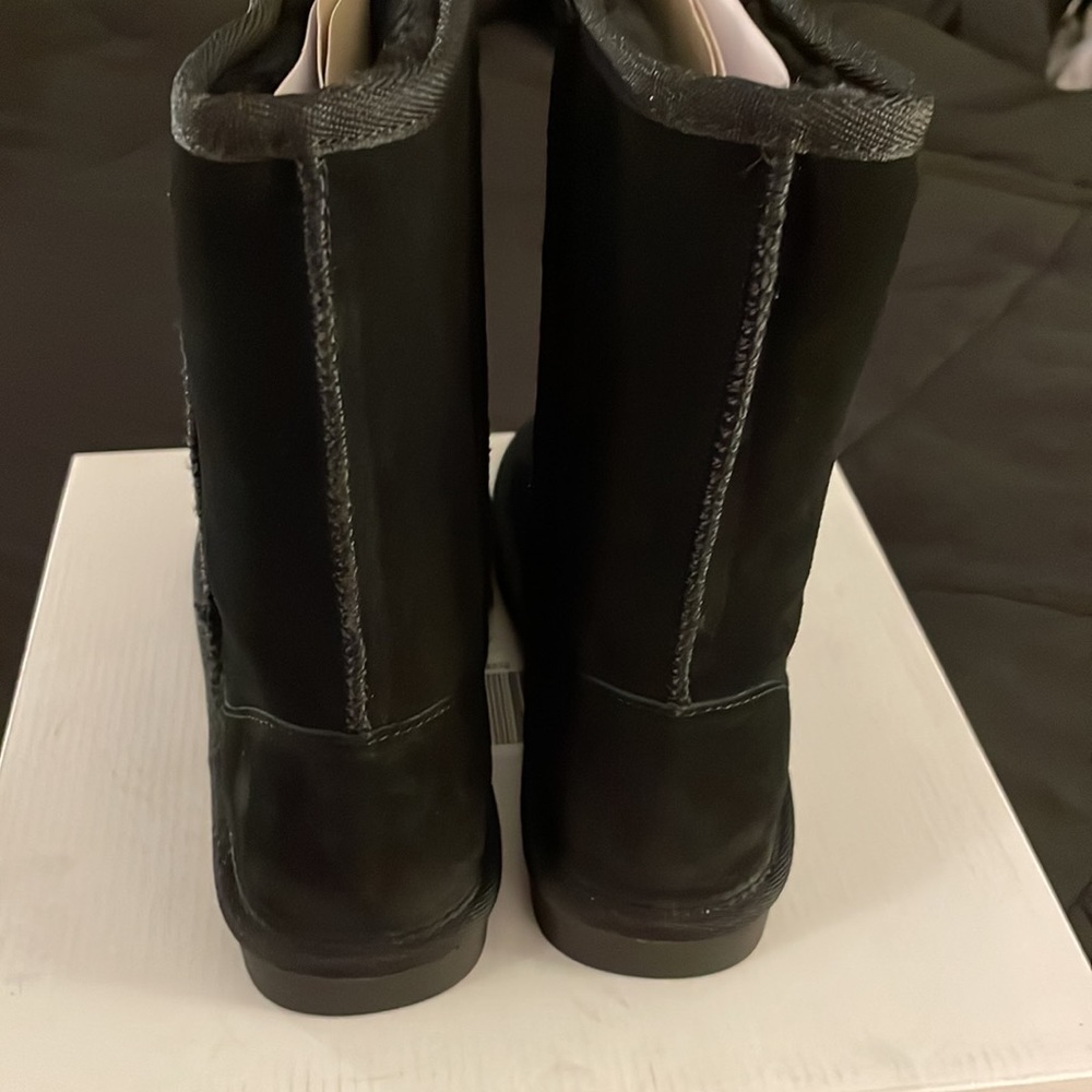 🔥Sale🔥pretty and comfy black suede boots..NWOT..NIB..never worn.. - Picture 3 of 5